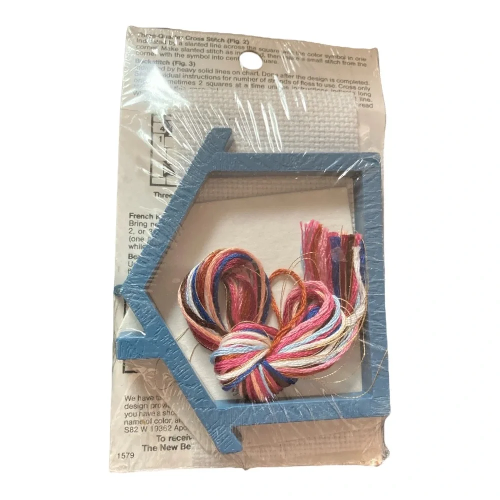 Alma Lynne Holiday Felt Ornaments & New Berlin Co Musical Cross Stitch Kits